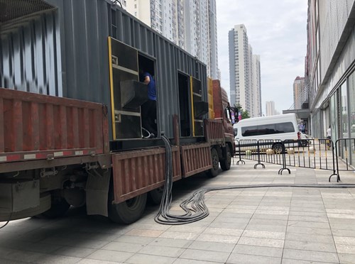 新泰柴油发电机空气滤清器在不同季节的更换周期是否有差异？