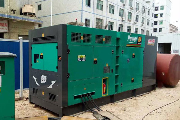 新泰发电机组计算机油使用时间的公式是什么？